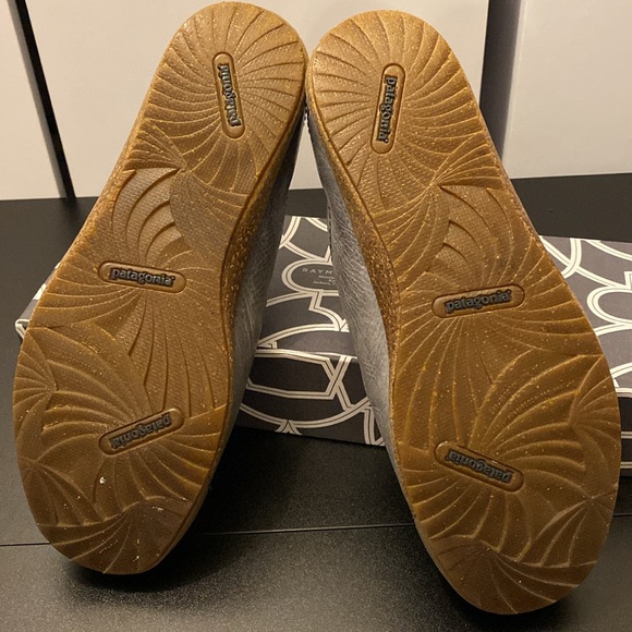 Patagonia Vintage Women’s Corridor Winter Sky Performance Footwear Size 7 - Picture 7 of 10